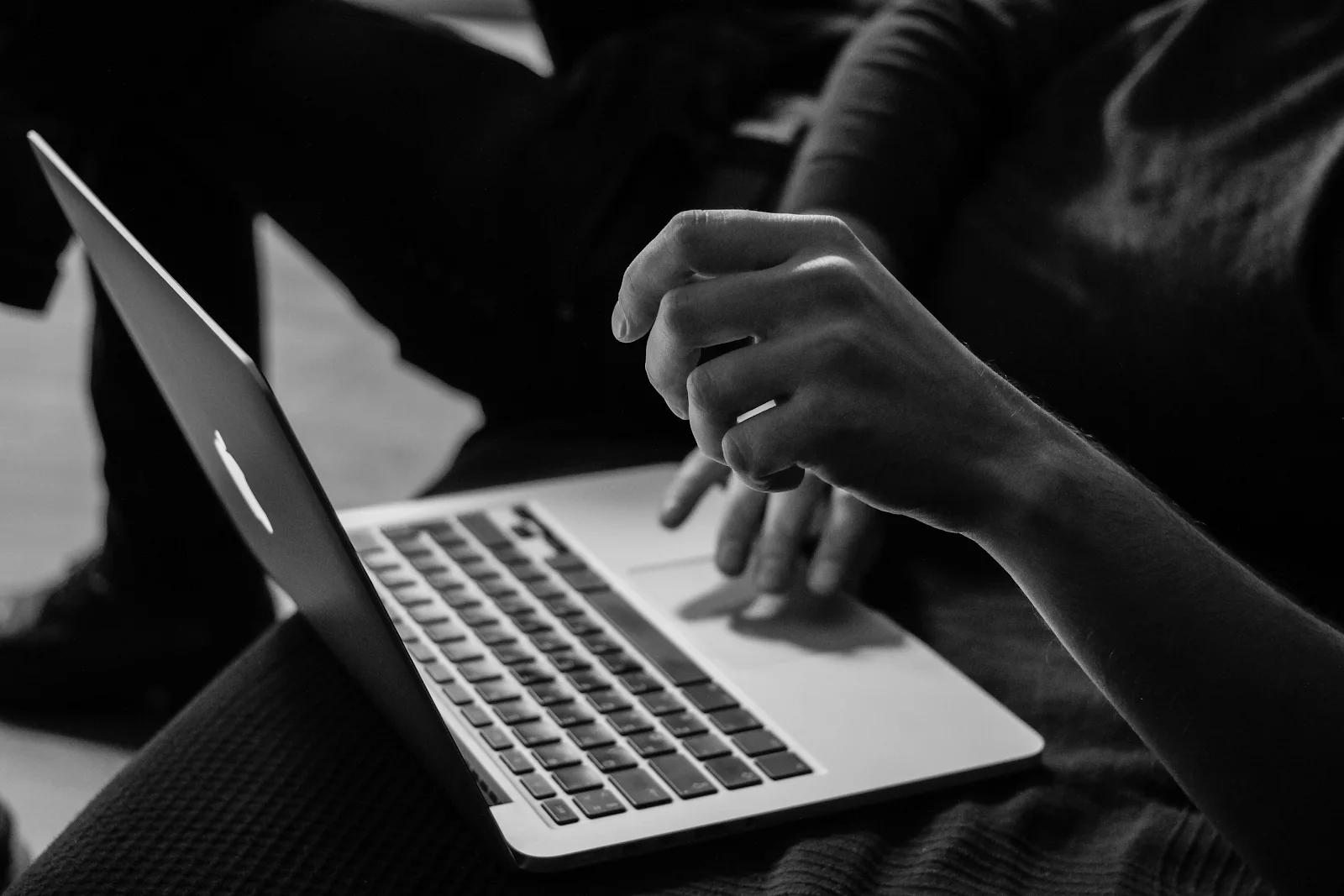 women on computer